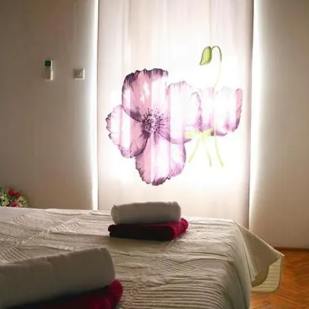 아파트 House Roso 마카르스카