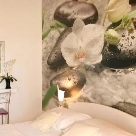 Apartment House Roso *