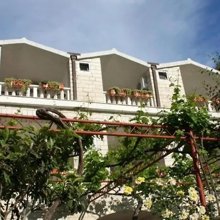 House Roso Apartment
