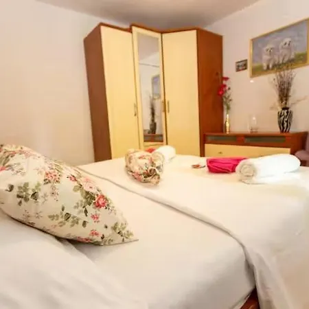Apartment House Roso