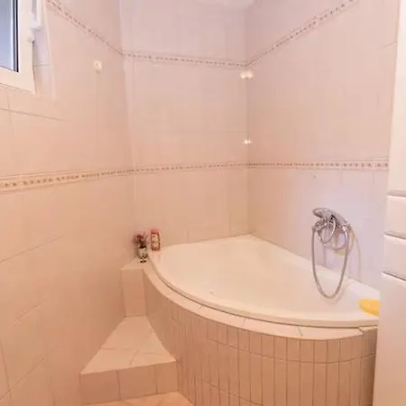House Roso Apartment *