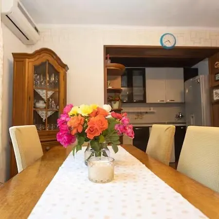 House Roso Apartment