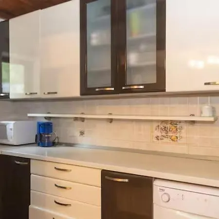 Apartment House Roso *