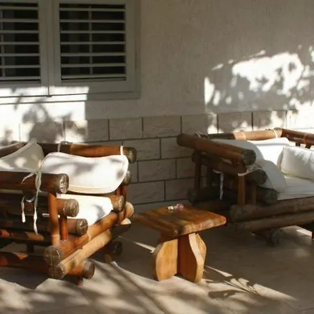 House Roso * 马卡尔斯卡